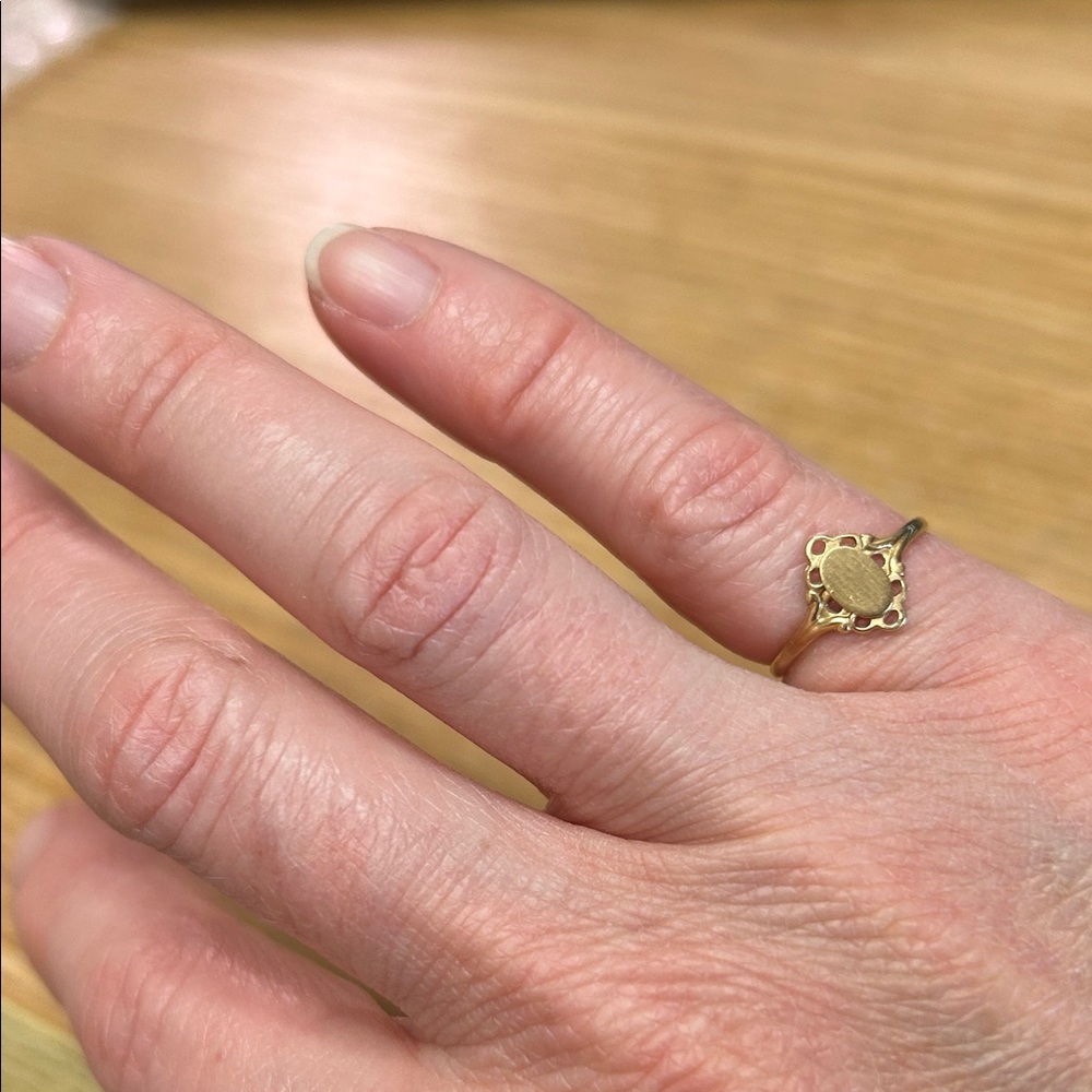 10k Gold Ring